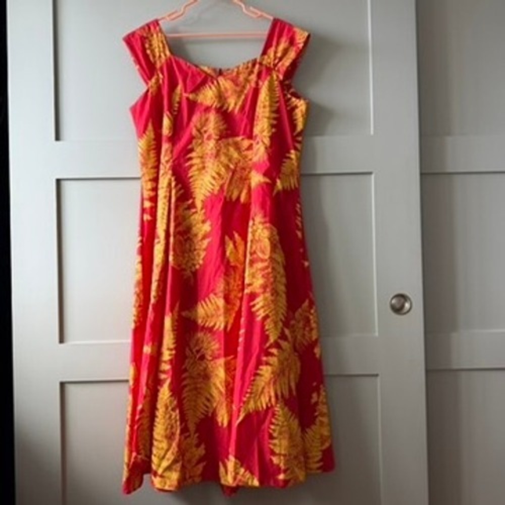T&L Muumuu Factory Dress Womens‎ 2XL+1/2 Red Yellow Fern Tropical Hawaii Hula